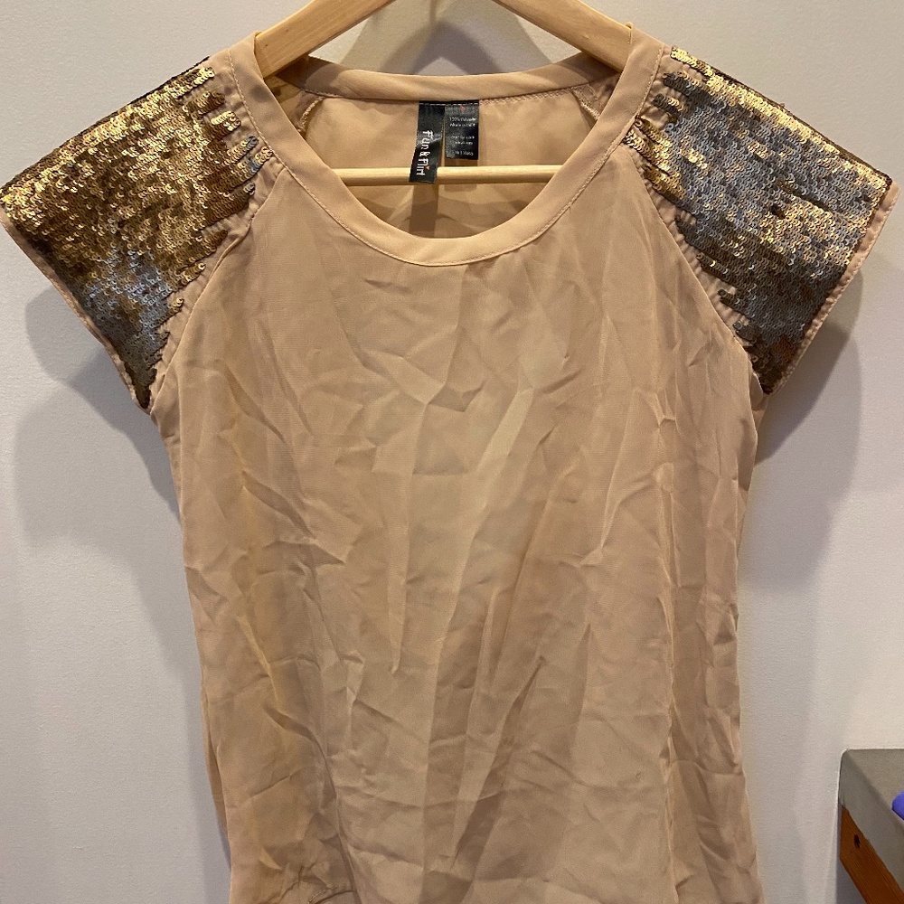 Fun & Flirt Glitter Shirt